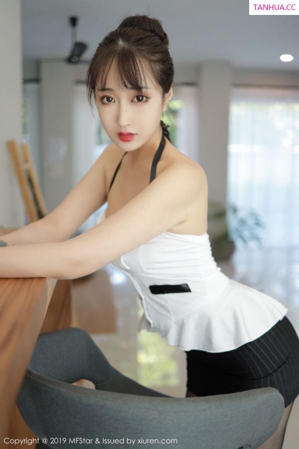 林子欣  [MFStar]高清写真图 2019.12.05 VOL.238 Betty林子欣第9张图片